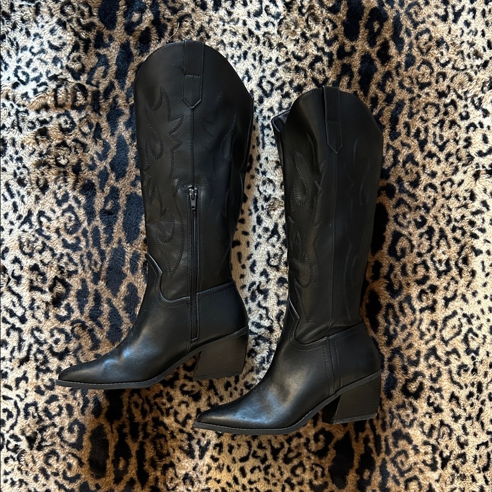 Black Western-Style Women's Boots